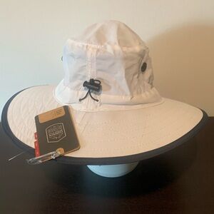 Dorfman Hat Co. Women Packable and Sizable Hat.